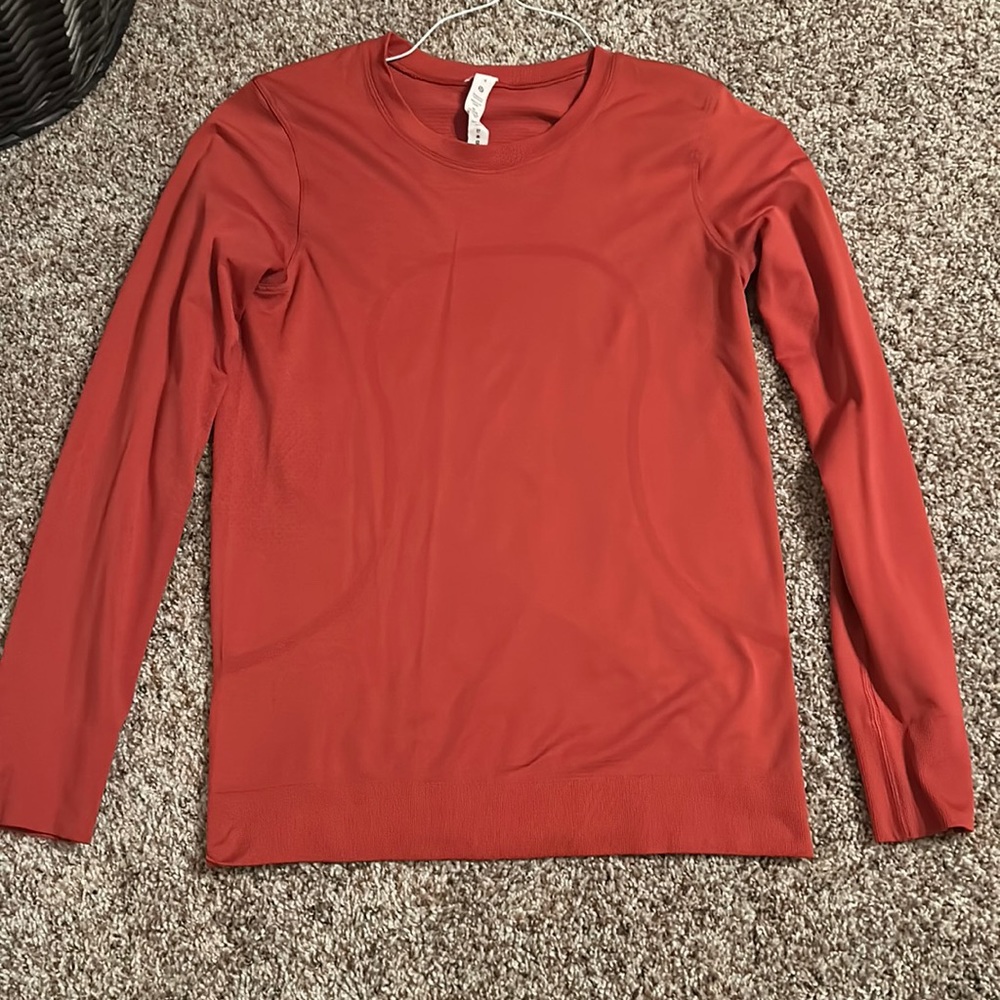 Lululemon Swiftly Tech